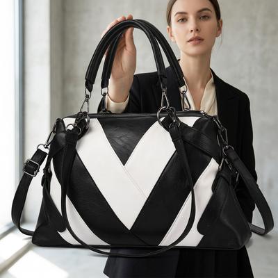 Black White V-Neck Shoulder Bag Large Capacity
