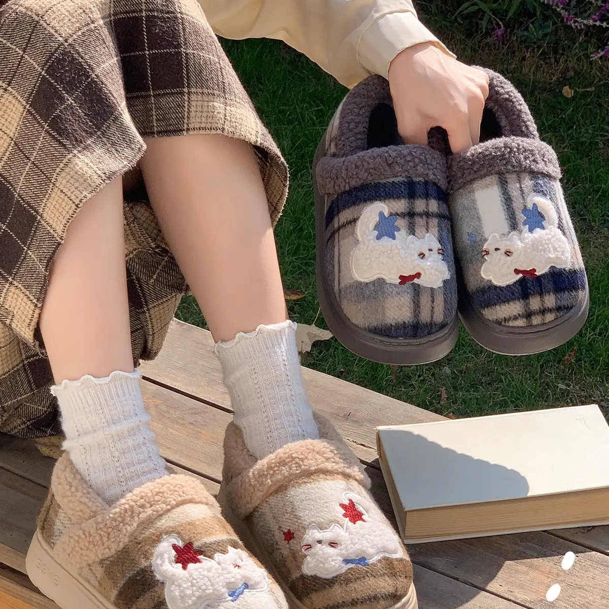 Women's Cotton Winter Plush Slippers Warm Indoor Comfort — feature 9