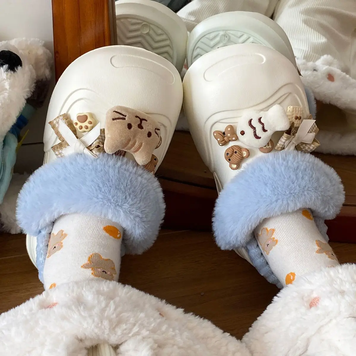 Women's Pink Furry Heel Slippers for Winter Outings — feature 30
