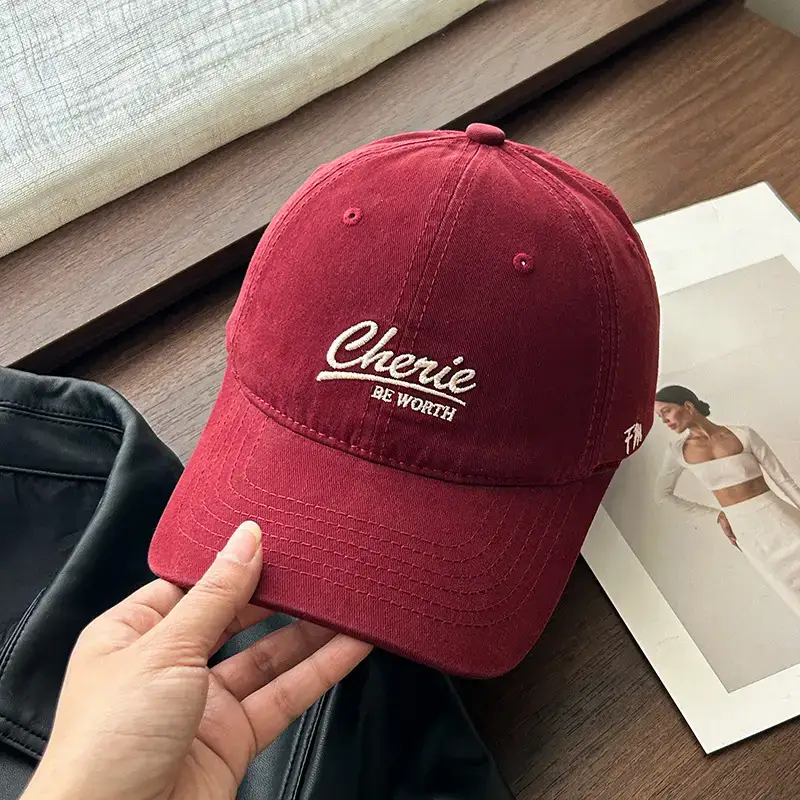 Men Women Red American Retro Baseball Cap 2025