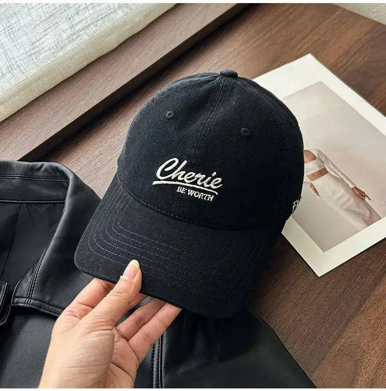 Men Women Red American Retro Baseball Cap 2025 — feature 17