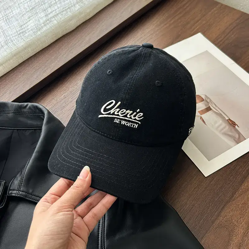 Men Women Red American Retro Baseball Cap 2025