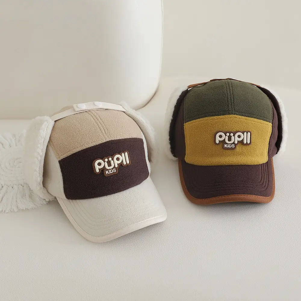 Winter Kids Fleece Cap with Letter Embroidery Black Beige — feature 7