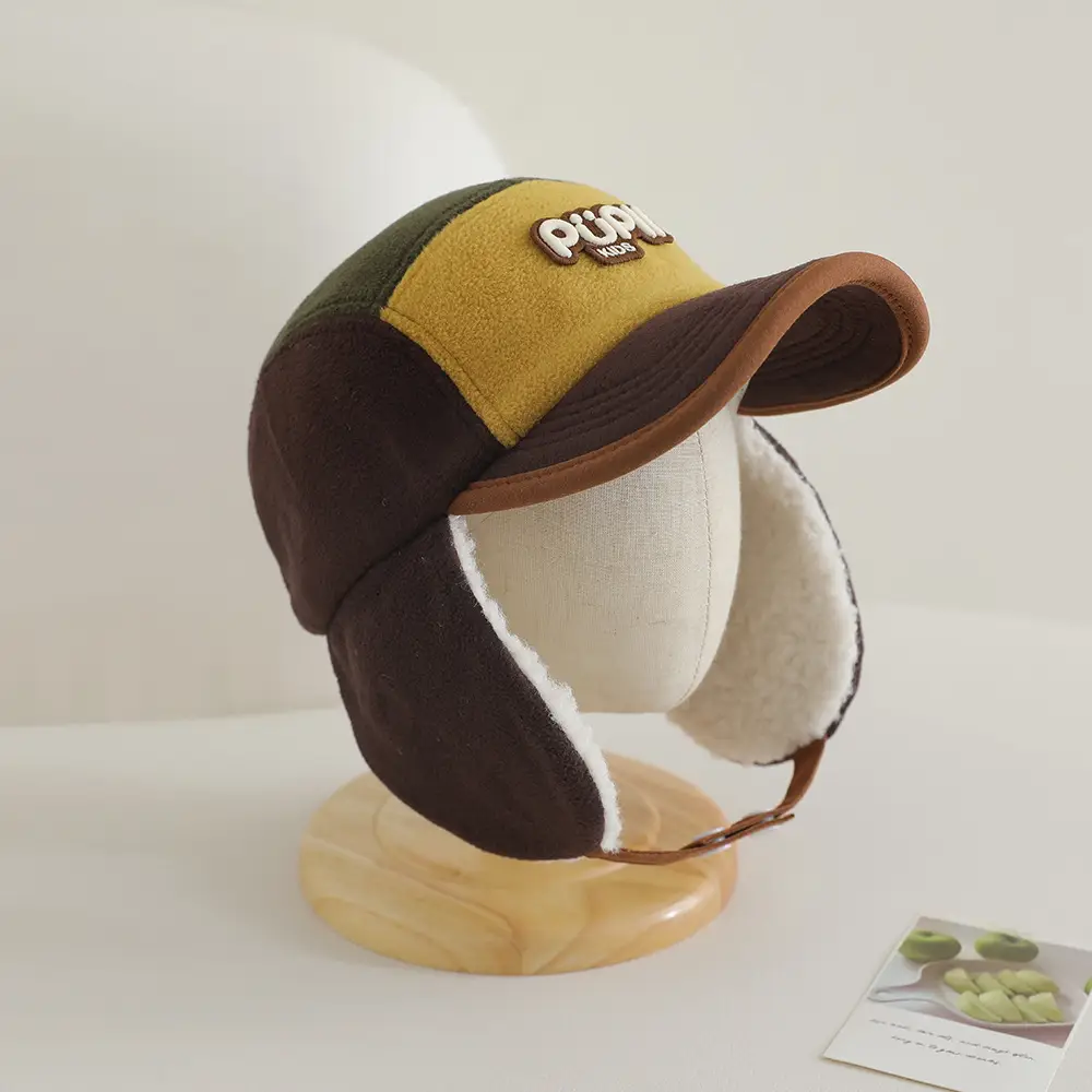 Winter Kids Fleece Cap with Letter Embroidery Black Beige — feature 8