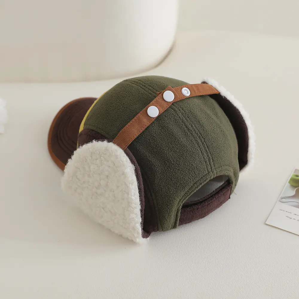 Winter Kids Fleece Cap with Letter Embroidery Black Beige — feature 9
