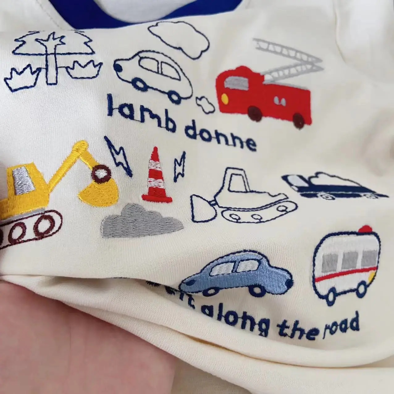 Kids Long Sleeve T-Shirt 2026 Spring Boys Cream Car Print - Image 7