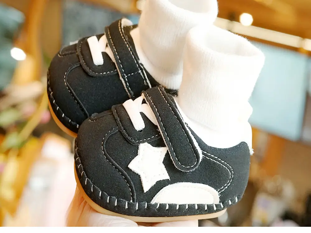 Baby Shoes Black Star Fleece Lined Winter Toddler 0-1Y — feature 9