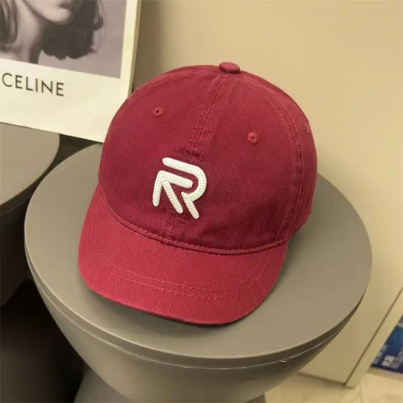 Japanese Retro Black R Letter Cap for Women — feature 5