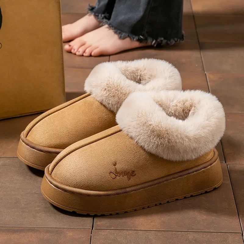 Plush Couple Cotton Slippers for Women, Non-Slip, Warm, Thick-Soled Outer Wear Cotton Shoes, Deodorant Home Indoor Slippers, Autumn and Winter - Image 2