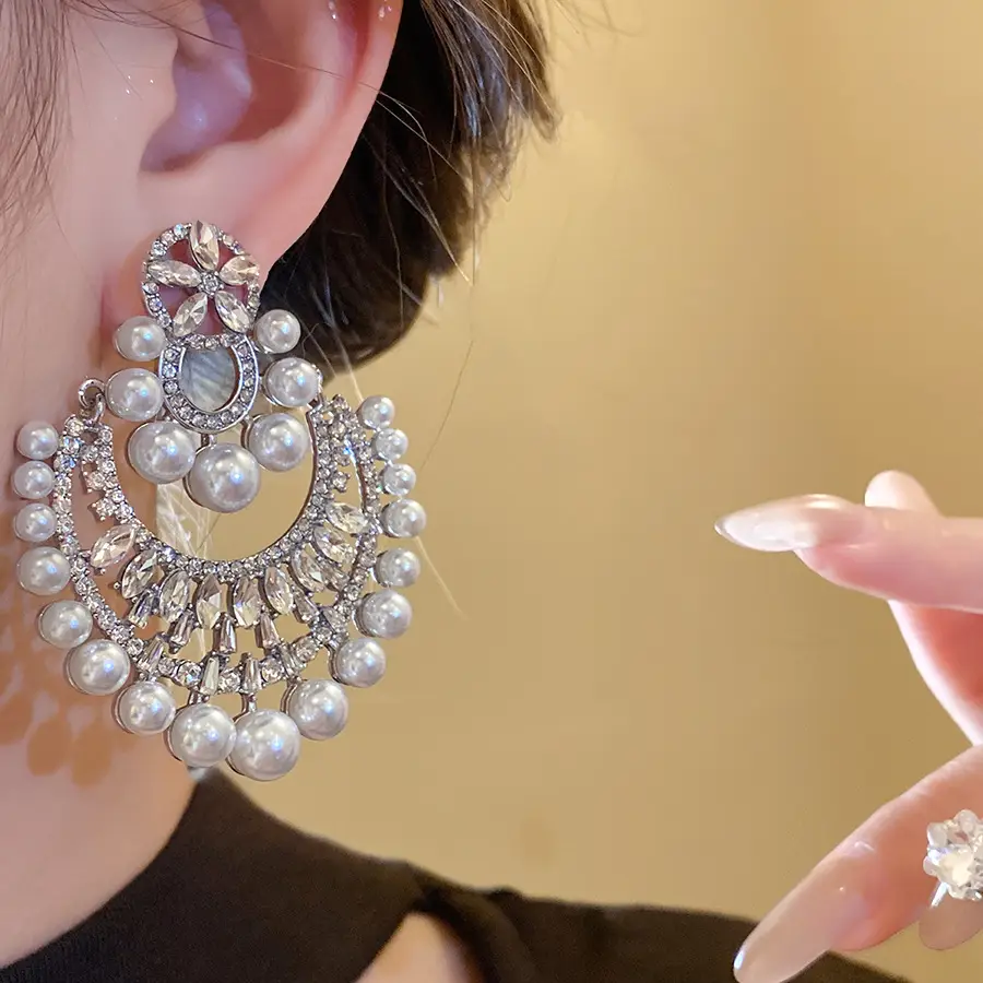 Silver Needle Inlaid with Diamonds and Pearl Flower Pendant Earrings, European and American Retro New Fashion Earrings, Light Luxury and High-End Earrings for Women — feature 10