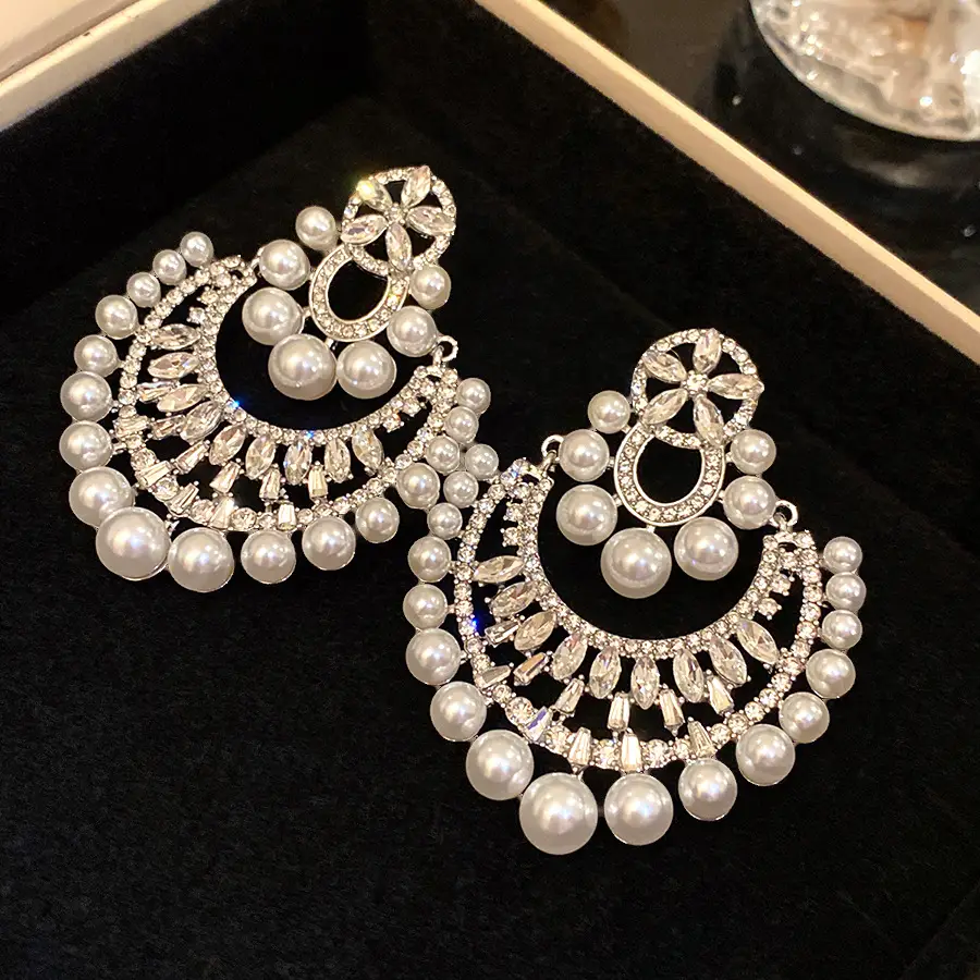 Silver Needle Inlaid with Diamonds and Pearl Flower Pendant Earrings, European and American Retro New Fashion Earrings, Light Luxury and High-End Earrings for Women — feature 7
