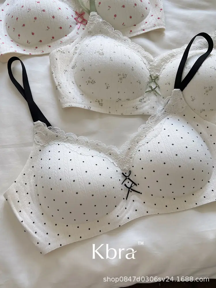 Lace Contrasting Floral Underwear for Women with Small Breasts, Push-Up and Side Breast Reduction, Seamless and Wire-Free Bra — feature 17