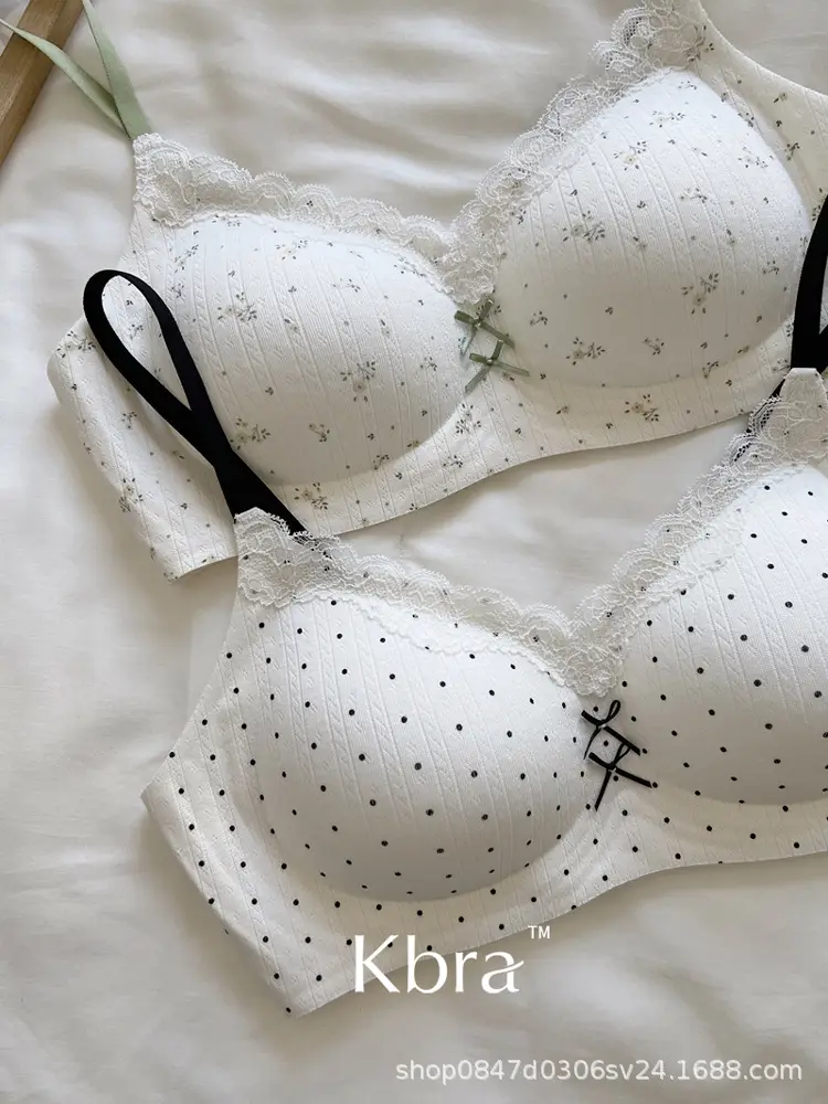 Lace Contrasting Floral Underwear for Women with Small Breasts, Push-Up and Side Breast Reduction, Seamless and Wire-Free Bra — feature 23