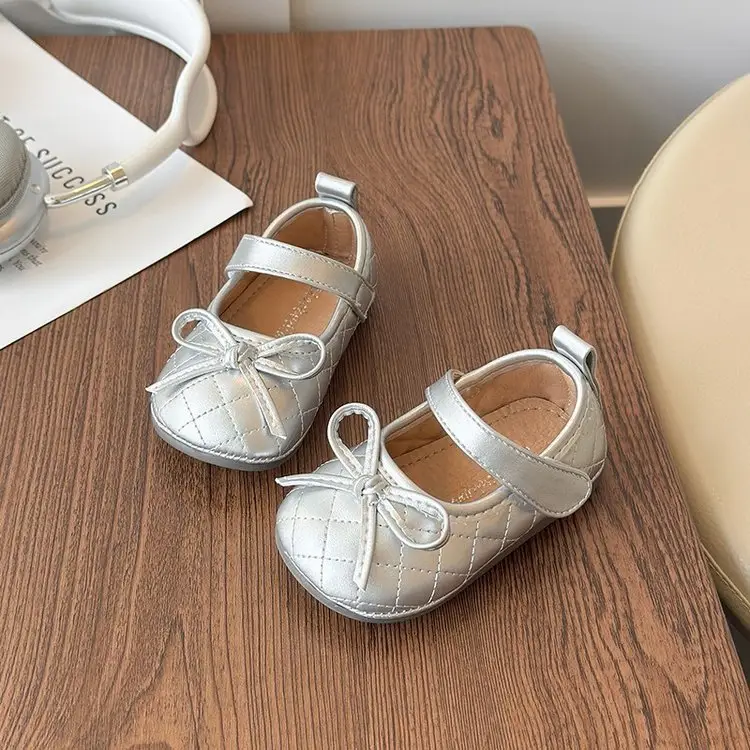 Little Baby Princess Shoes Spring and Autum Soft-Soled Baby Shoes for Girls Toddler Shoes 1 to 3 Years Old Soft Leather Girls' Shoes Flats