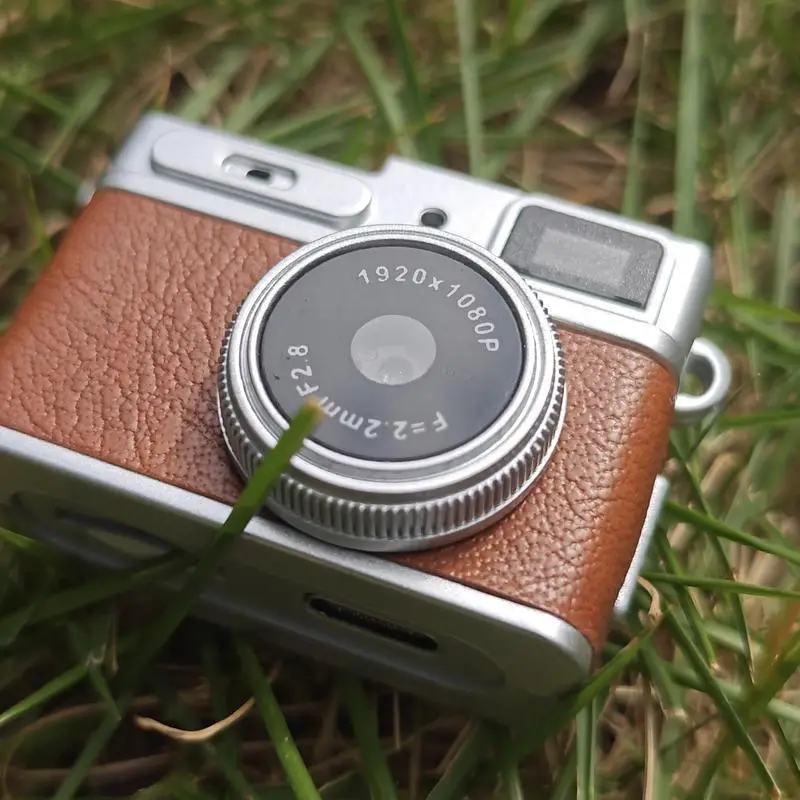 1080P High-Definition Digital Camera Retro Mini Student Camera Capable of Taking Photos, Recording Audio, and Video Recording — feature 19