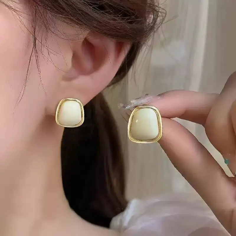 S925 Silver Pearl DOV Earrings for Women - Image 25