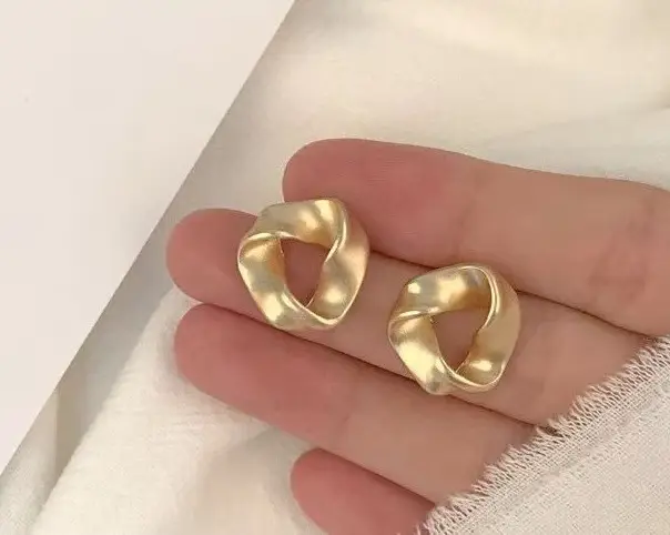 S925 Silver Pearl DOV Earrings for Women - Image 36