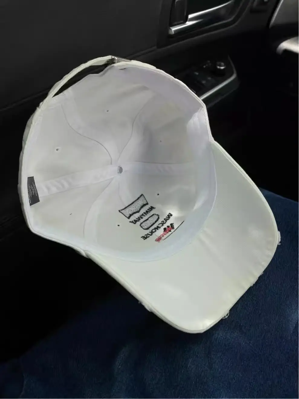 White Duckbill Cap with Holes for Men Women — feature 7