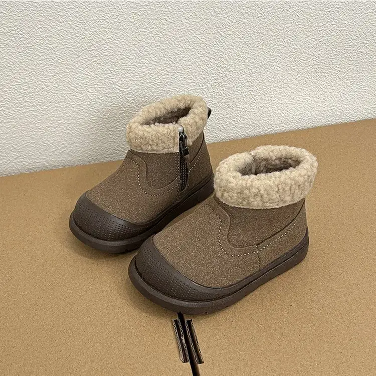 Winter Fleece Baby Boots for Girls Brown — feature 1