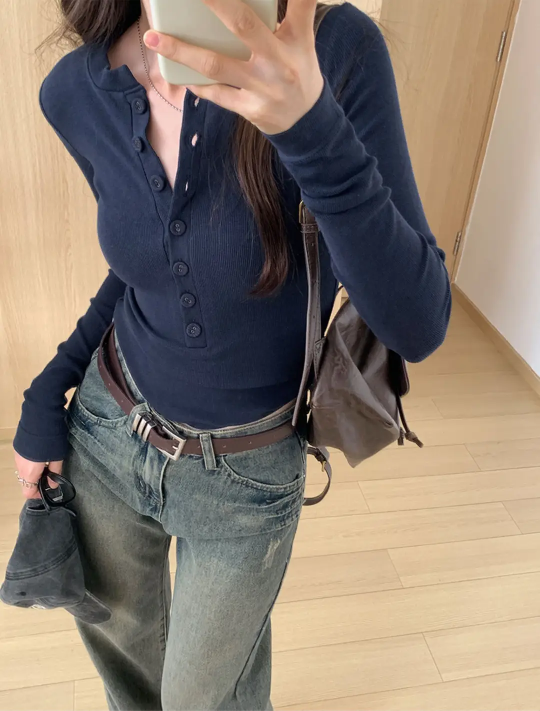 Cross-Border 92 Cotton Stylish V-Neck Button Ribbed Long-Sleeve T-Shirt for Women, Suitable for Spring, Autumn, and Winter, Pure Desire Slim-Fit Base Layer Top — feature 17