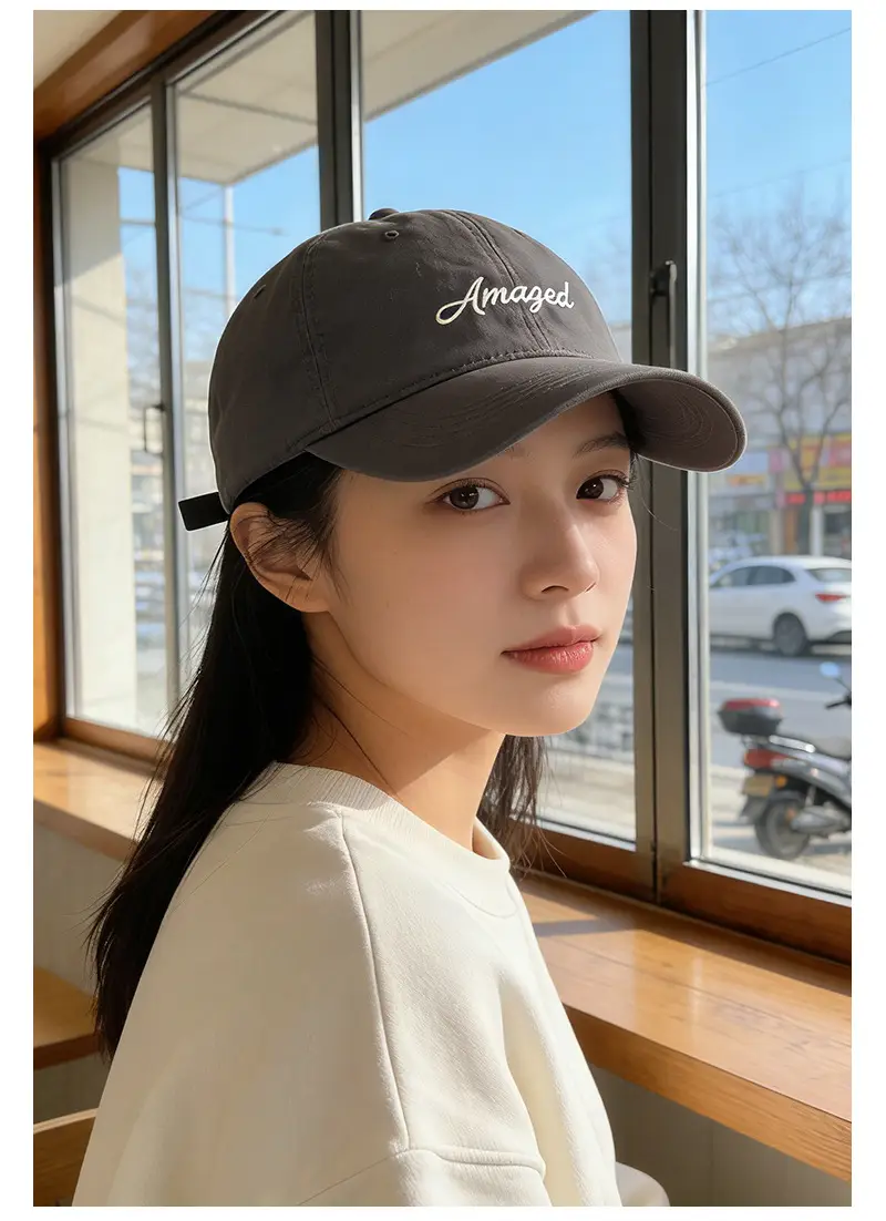 Unisex Baseball Cap with Wide Brim Duckbill Design — feature 7