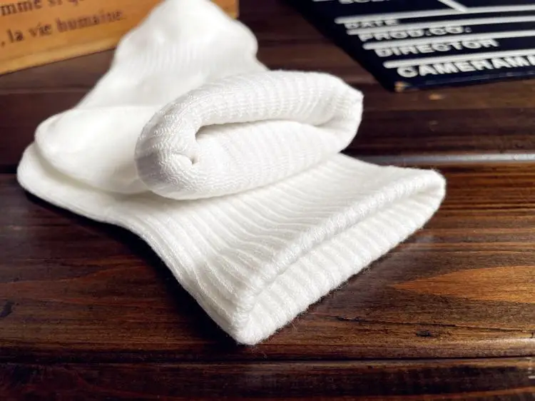 Xinjiang Cotton Socks for Men and Women, Sports Socks, Combed Pure Cotton, Black and White Solid Color, Autumn and Winter, All-Season, Student Couple Anti-Odor Short Socks — feature 18