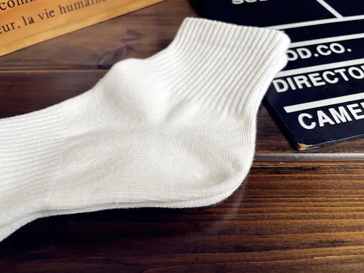 Xinjiang Cotton Socks for Men and Women, Sports Socks, Combed Pure Cotton, Black and White Solid Color, Autumn and Winter, All-Season, Student Couple Anti-Odor Short Socks — feature 20