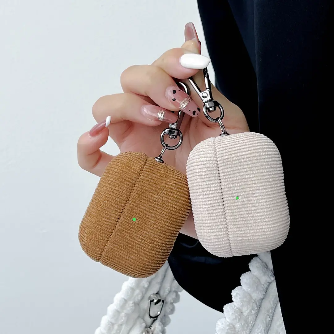 Suitable for Airpods4 Wireless Bluetooth Corduroy Protective Case AirPods Pro3 Solid Color Buckle Protective Case — feature 3