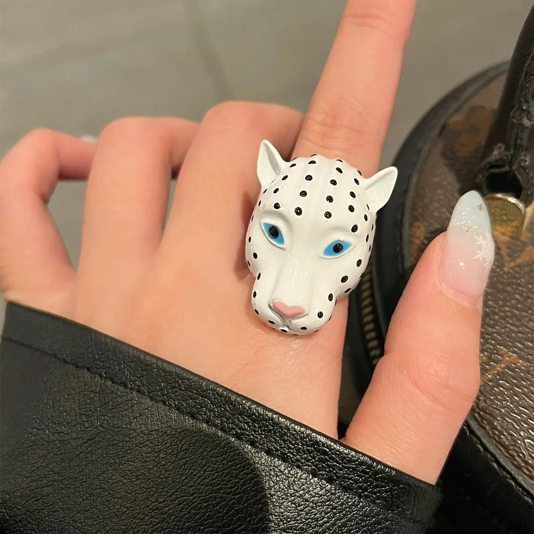 European and American Heavy-Duty Enamel Leopard Head Ring for Women, Light Luxury, High-End, Unique, Versatile Index Finger Ring, Personalized Trendy Hand Accessory