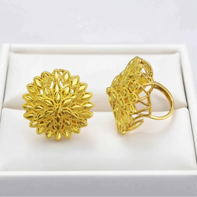 Cross-Border E-Commerce Vintage Carved Copper Gold-Plated Flower and Leaf Ring, Ins-Style European and American Light Luxury Hollow-Out Statement Ring