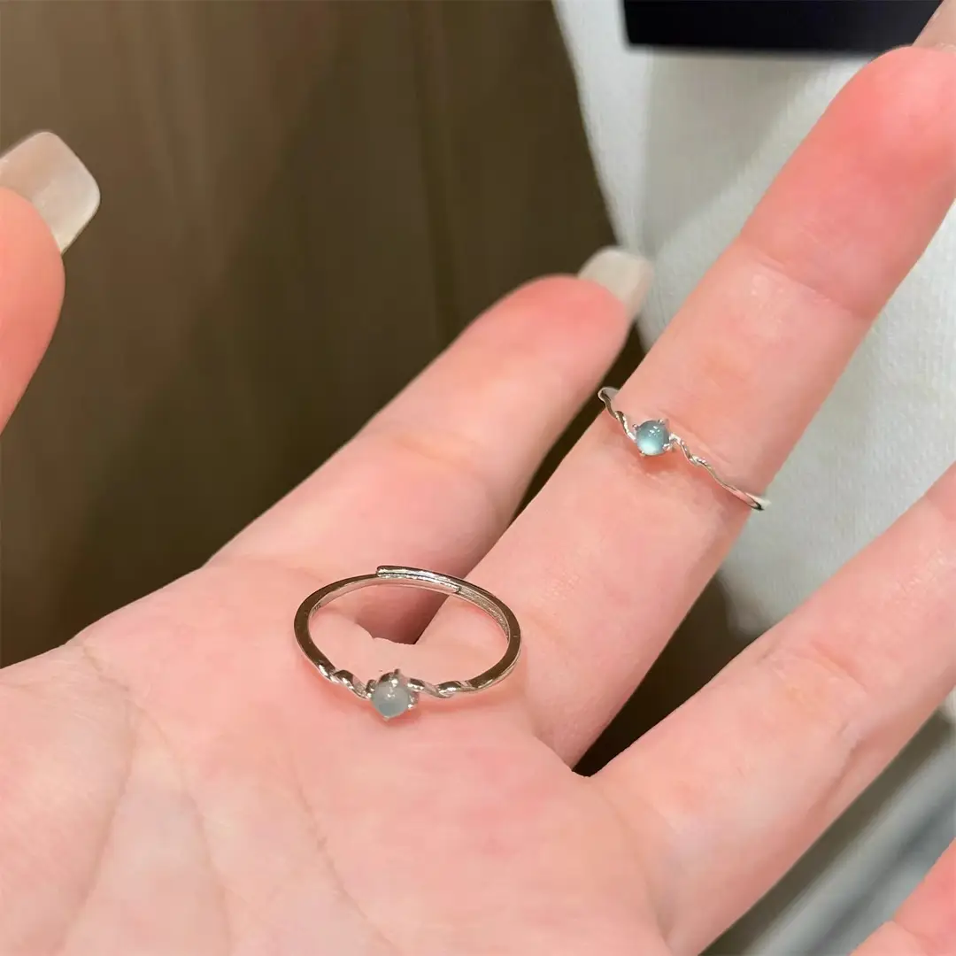 Versatile and Cool-Looking Ultra-Thin Blue Aquamarine Ring for Women, Exquisite and High-End Ring with Niche and Unique Design for the Index Finger — feature 7