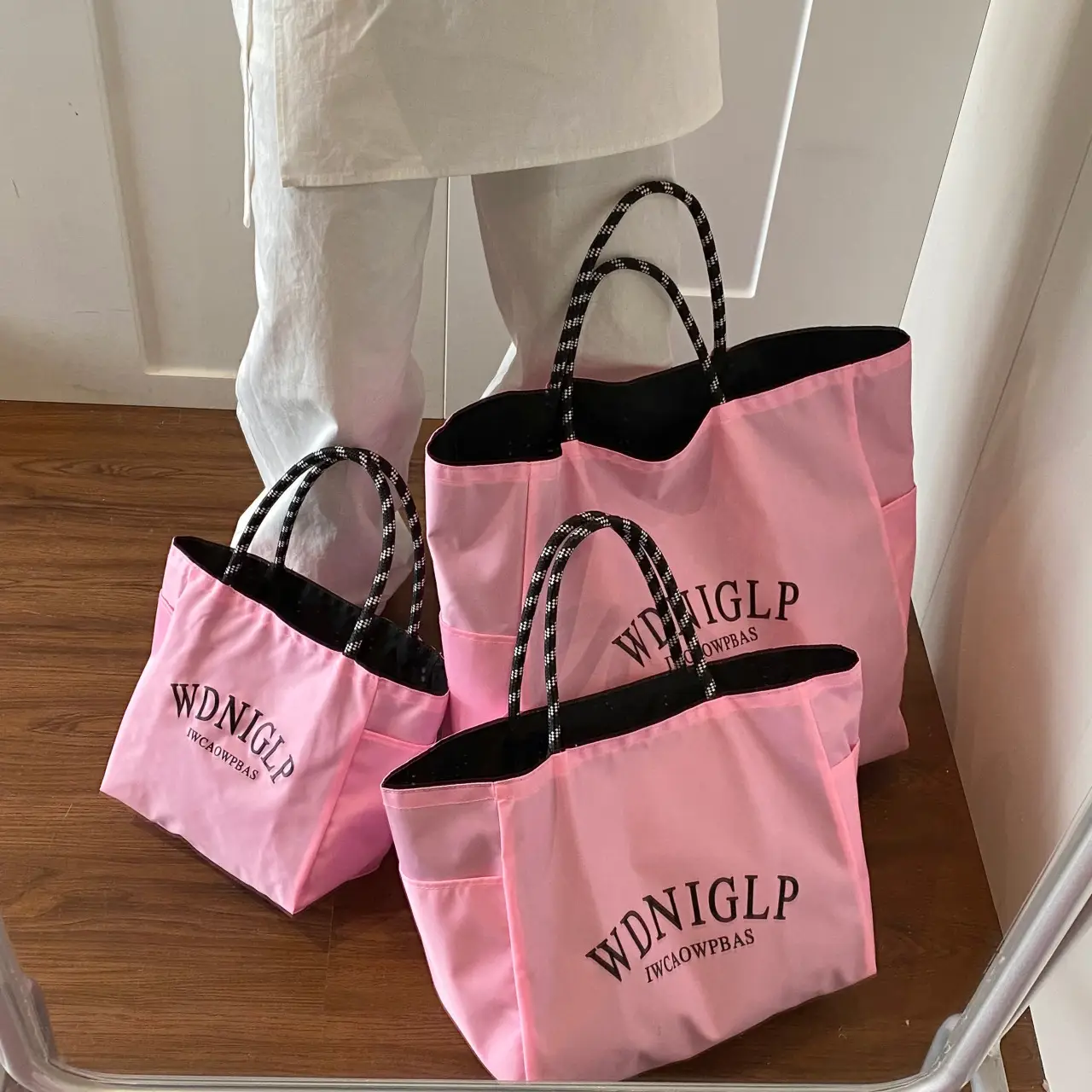 Cross-Border Solid Color Women's Tote Bag with Letter Print, Versatile Shopping Bag, Large Capacity Shoulder Handbag