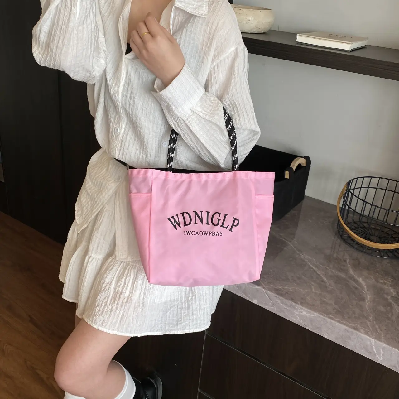 Cross-Border Solid Color Women's Tote Bag with Letter Print, Versatile Shopping Bag, Large Capacity Shoulder Handbag