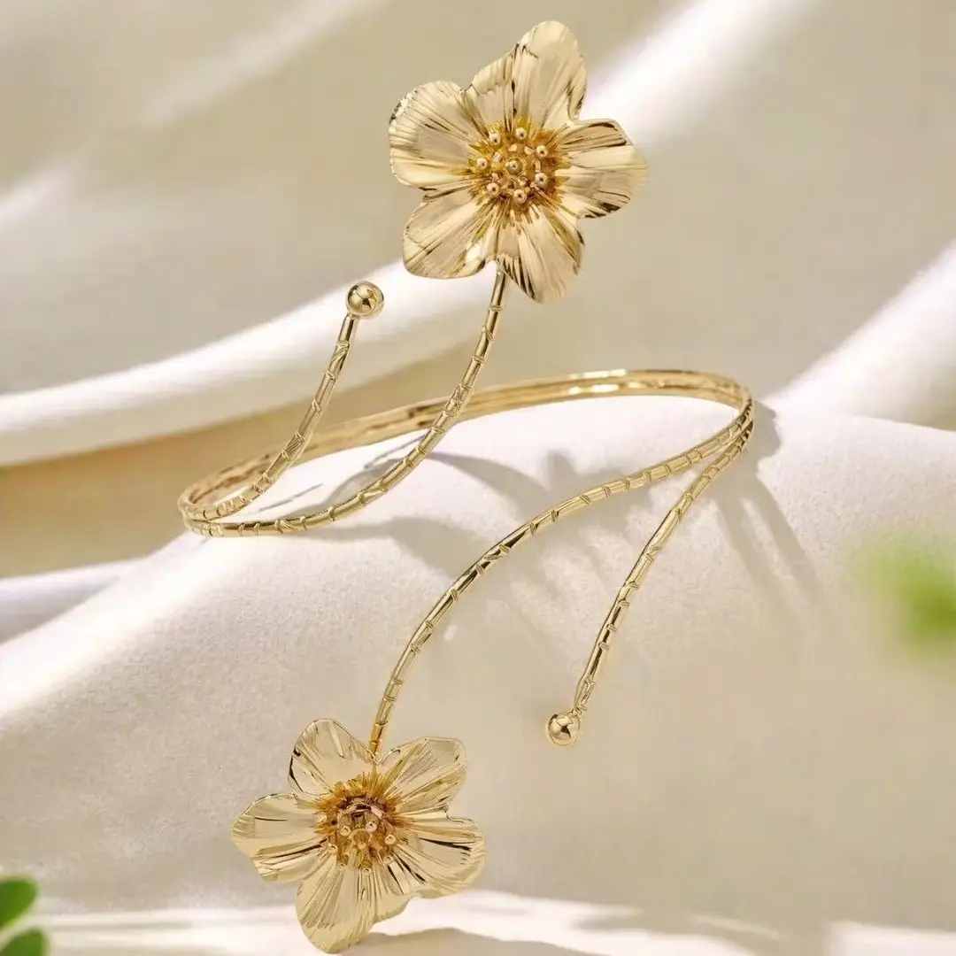 Metal Oil-Drip Floral Arm Bracelet, Adjustable Open Arm Ring, Elegant and Unique Accessory for Women — feature 6