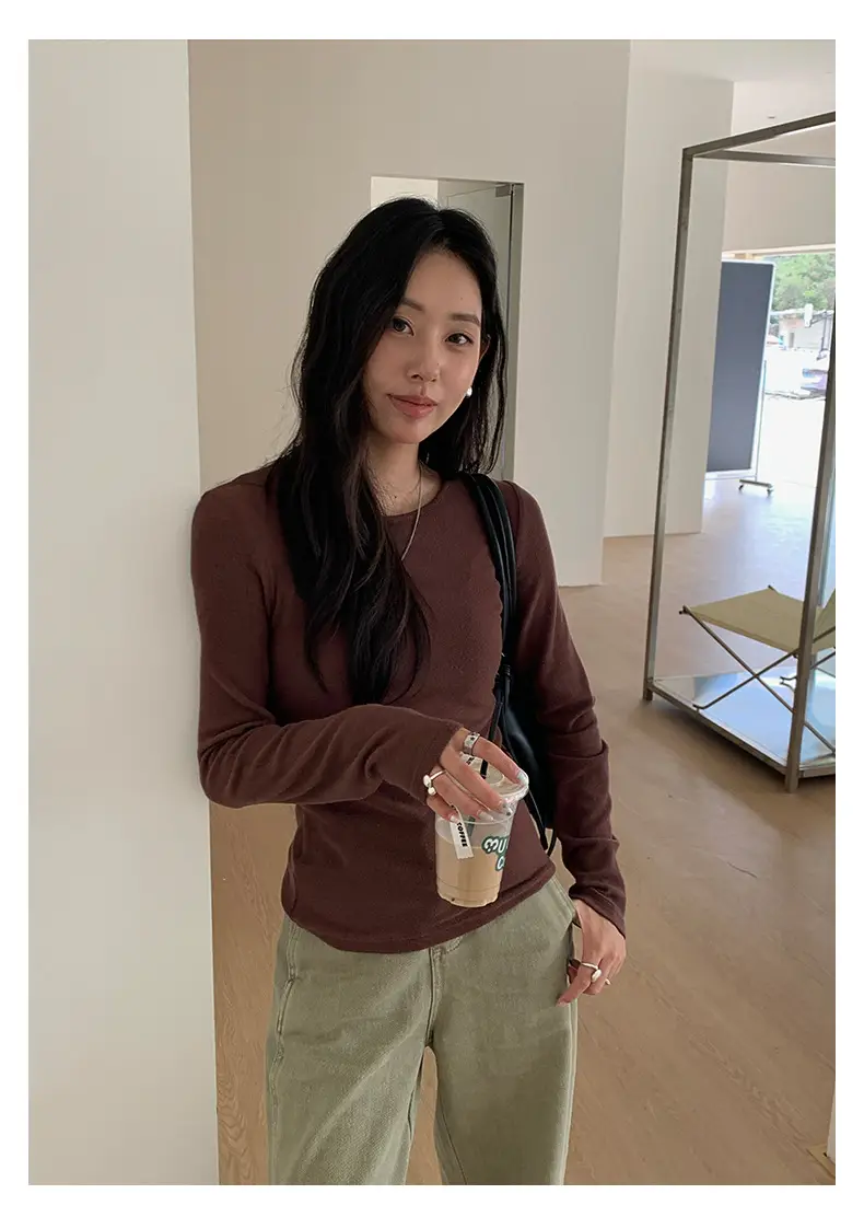 Huang Zheng Basic Embroidered Brushed T-Shirt for Women, Winter Korean Style, Elastic Slim Fit, Slimming Inner Layer Base Shirt 530867 — feature 16