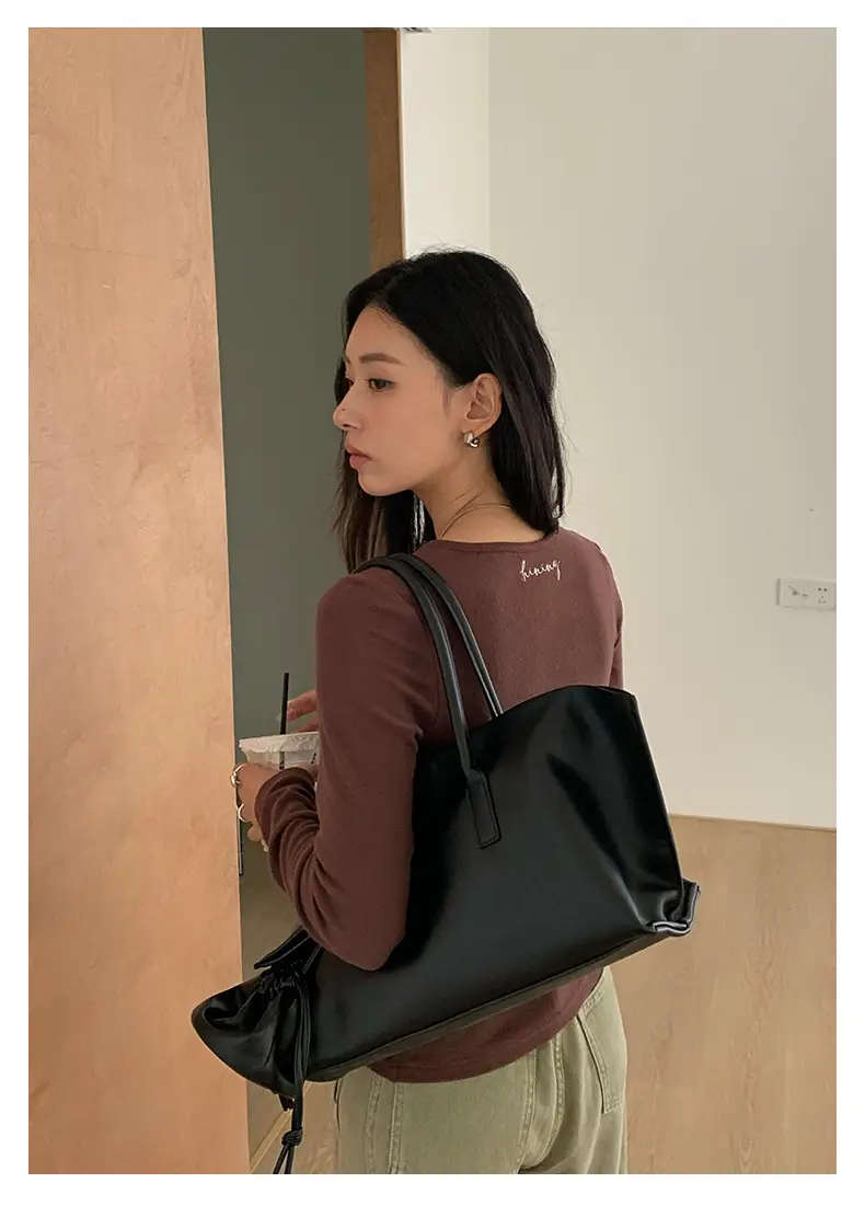 Huang Zheng Basic Embroidered Brushed T-Shirt for Women, Winter Korean Style, Elastic Slim Fit, Slimming Inner Layer Base Shirt 530867 — feature 17