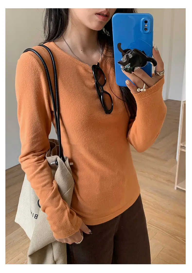 Huang Zheng Basic Embroidered Brushed T-Shirt for Women, Winter Korean Style, Elastic Slim Fit, Slimming Inner Layer Base Shirt 530867 — feature 4