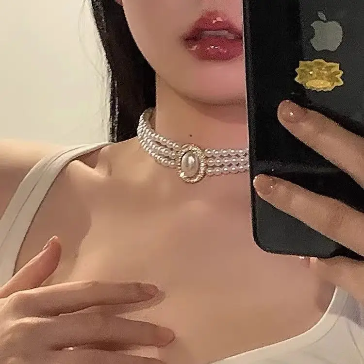 Wedding Necklace Korean Retro Palace Hepburn Style Pearl Rhinestone Short Bridal Wedding Dress Clavicle Chain for Women Cross-Border — feature 4