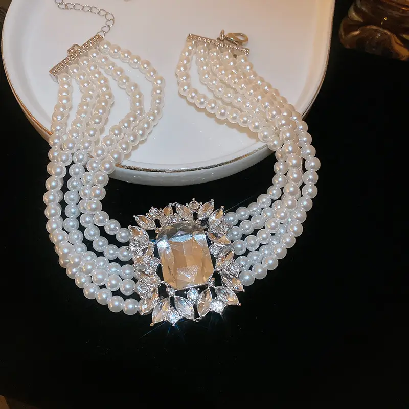 Wedding Necklace Korean Retro Palace Hepburn Style Pearl Rhinestone Short Bridal Wedding Dress Clavicle Chain for Women Cross-Border