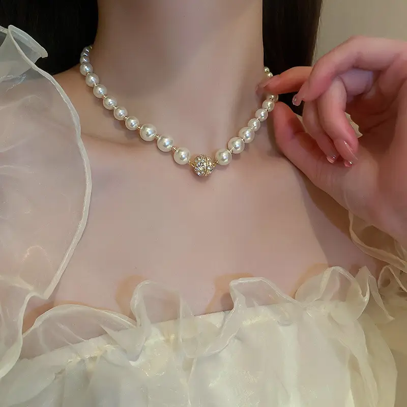 Wedding Necklace Korean Retro Palace Hepburn Style Pearl Rhinestone Short Bridal Wedding Dress Clavicle Chain for Women Cross-Border