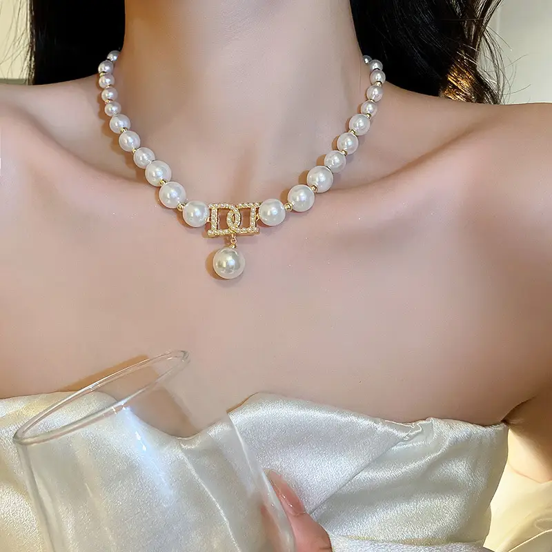 Wedding Necklace Korean Retro Palace Hepburn Style Pearl Rhinestone Short Bridal Wedding Dress Clavicle Chain for Women Cross-Border