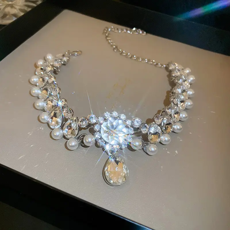 Wedding Necklace Korean Retro Palace Hepburn Style Pearl Rhinestone Short Bridal Wedding Dress Clavicle Chain for Women Cross-Border