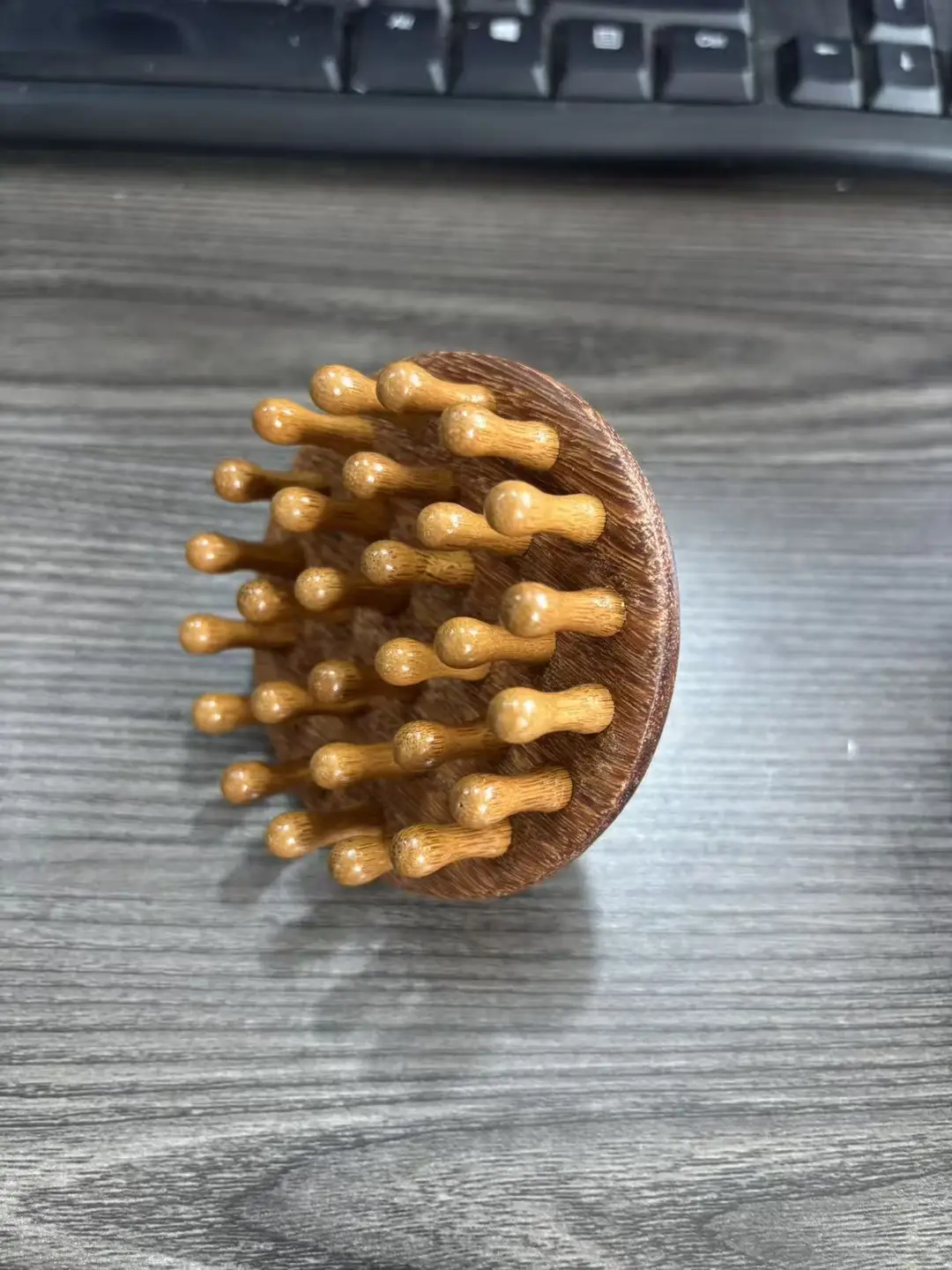 Sandalwood Round Comb with 28 Teeth for Scalp Massage, Hair Therapy, and Full-Body Meridian Massage — feature 2