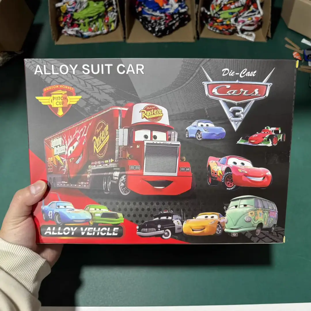 Cars 3 Lightning Mcqueen Alloy Car Children's Lightning Mcqueen Toy with Openable Trunk for Boys Gift — feature 3