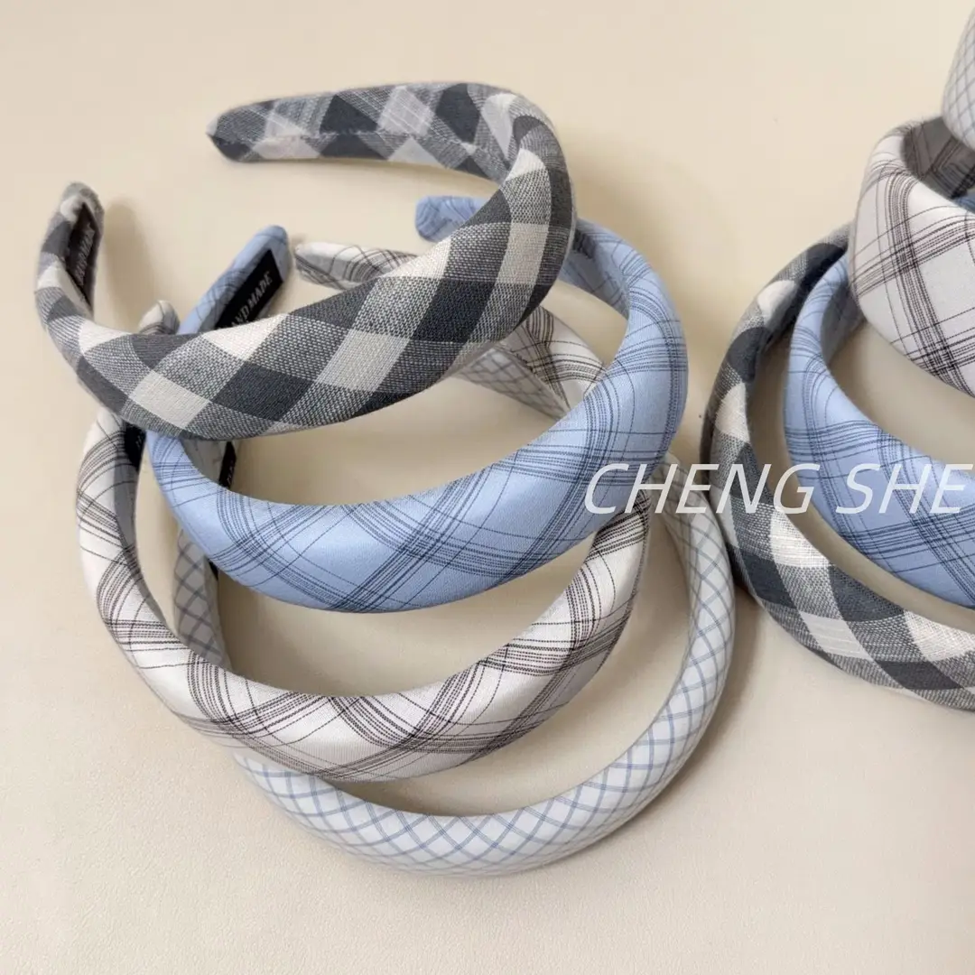 2026 Spring/Summer New Wide-Brimmed Headband Fresh Plaid Hairband for Girls College Style High-Top Headband Hair Accessory