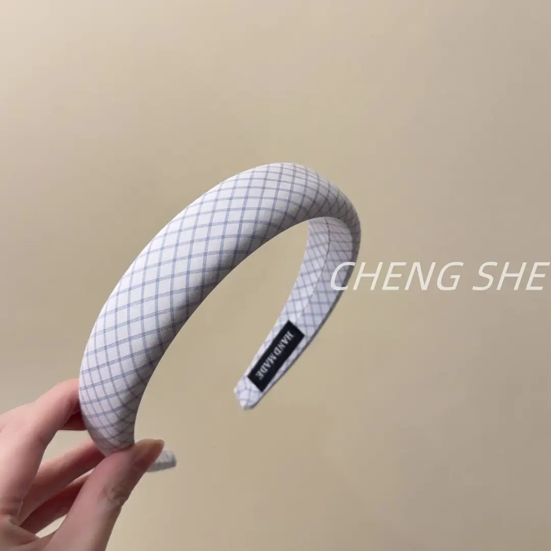 2026 Spring/Summer New Wide-Brimmed Headband Fresh Plaid Hairband for Girls College Style High-Top Headband Hair Accessory