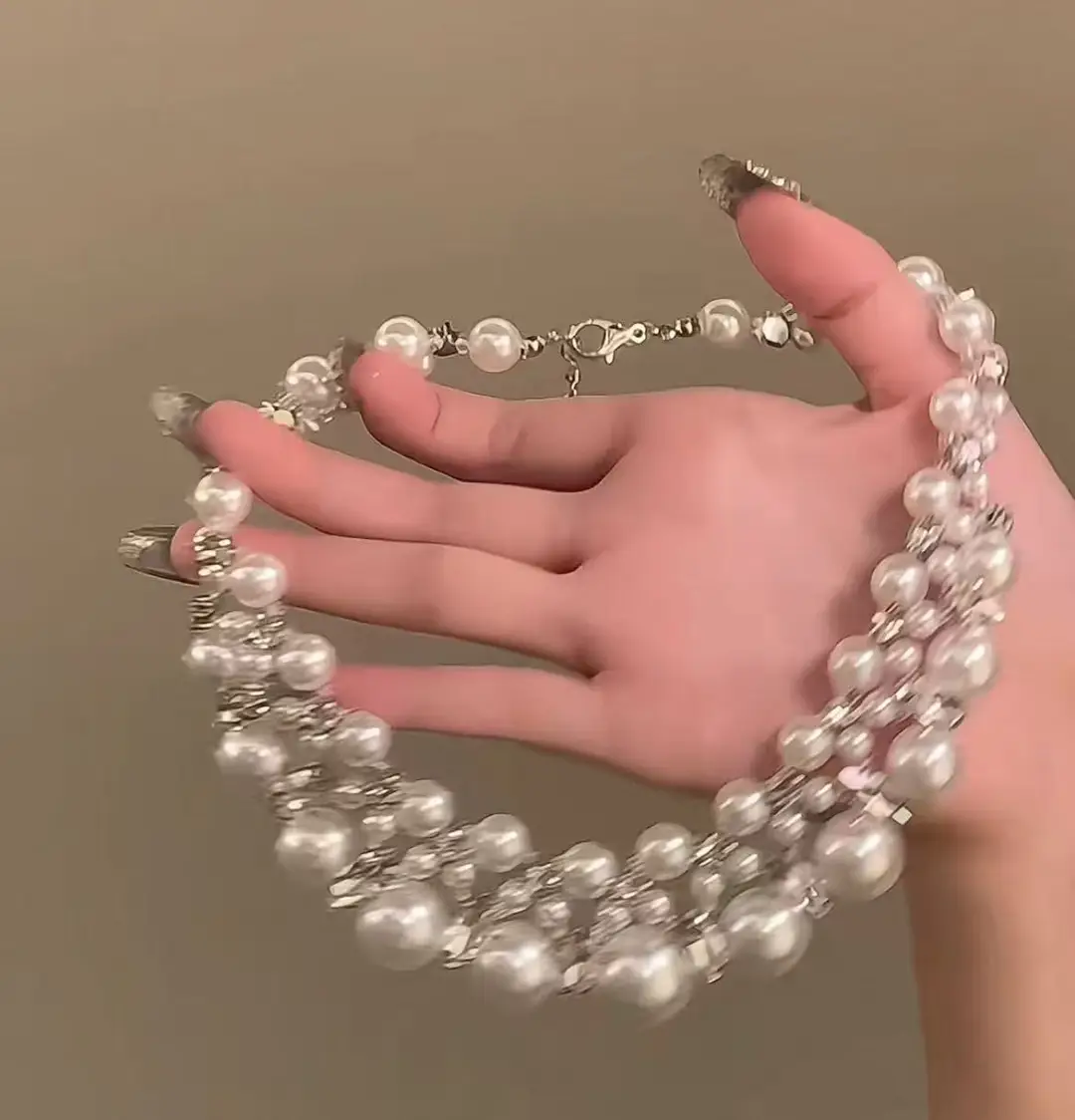 French-Style Vintage Pearl Multi-Layered Necklace, Niche Fashion Design, High-End Exquisite Light Luxury Tassel Multi-Layer Necklace