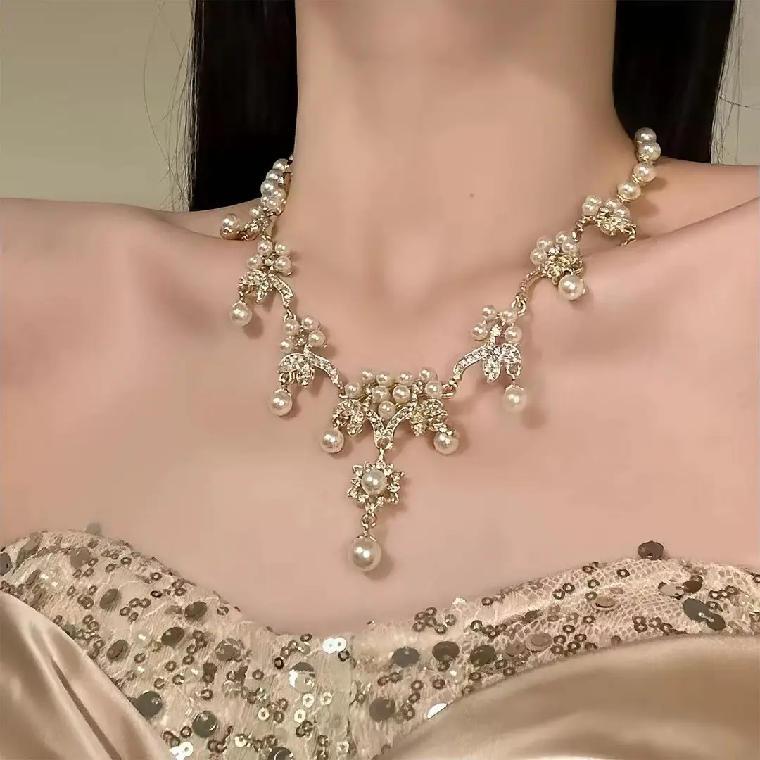French-Style Vintage Pearl Multi-Layered Necklace, Niche Fashion Design, High-End Exquisite Light Luxury Tassel Multi-Layer Necklace