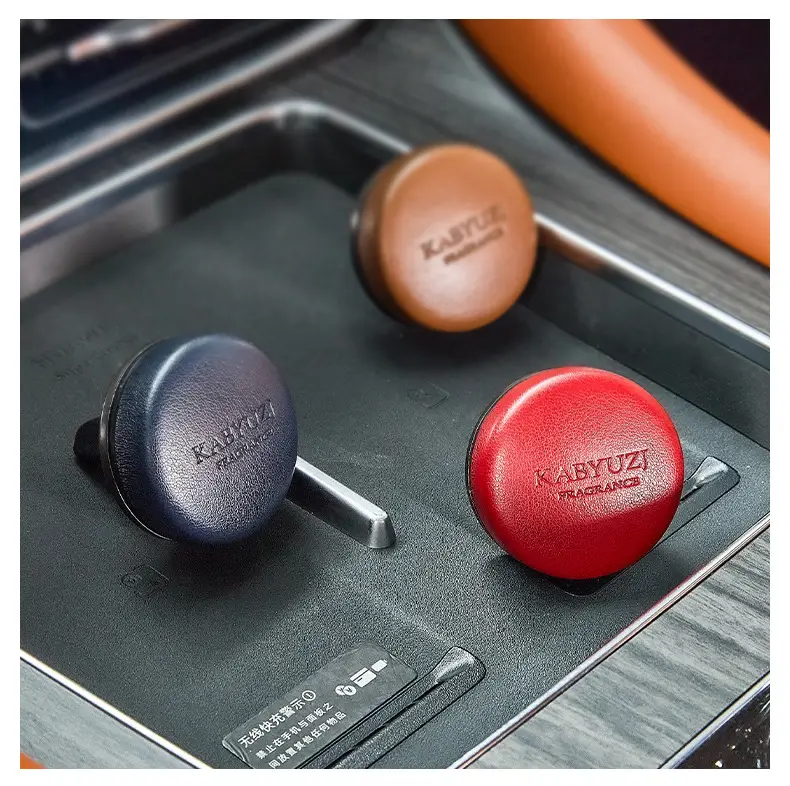 Car-Mounted Lambskin Fragrance Diffuser 2026 New Model Air Vent Aroma Diffuser High-End Luxury Ornament with Long-Lasting Fragrance for Car Use — feature 31