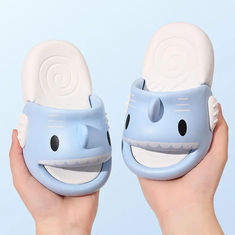 2026 New Baby Shark Children's Slippers for Boys and Girls, Summer Home Non-Slip Bathroom Slippers for Outdoor Wear - Image 2